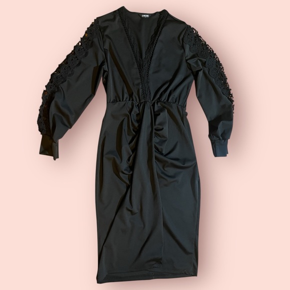 Elegant Black Lace Sleeve Dress - Picture 4 of 11